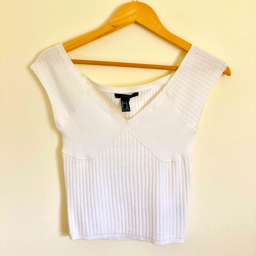 Forever 21 New Without Tags Sweater Top